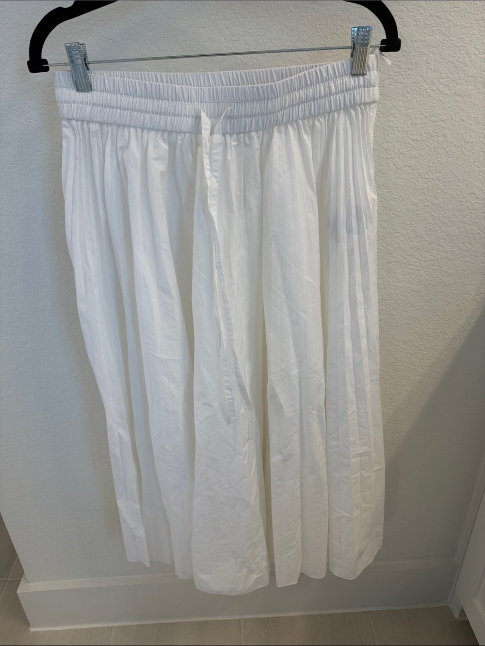 RED Valentino White Pleated Midi Skirt with Drawstring Waist
